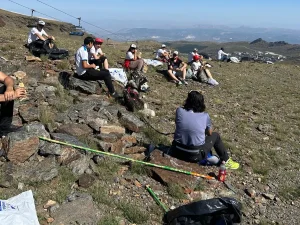 Club Deportivo 12t recogida de residuos en Sierra Nevada
